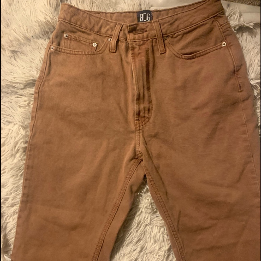 BDG mom high rise brown jeans size 27